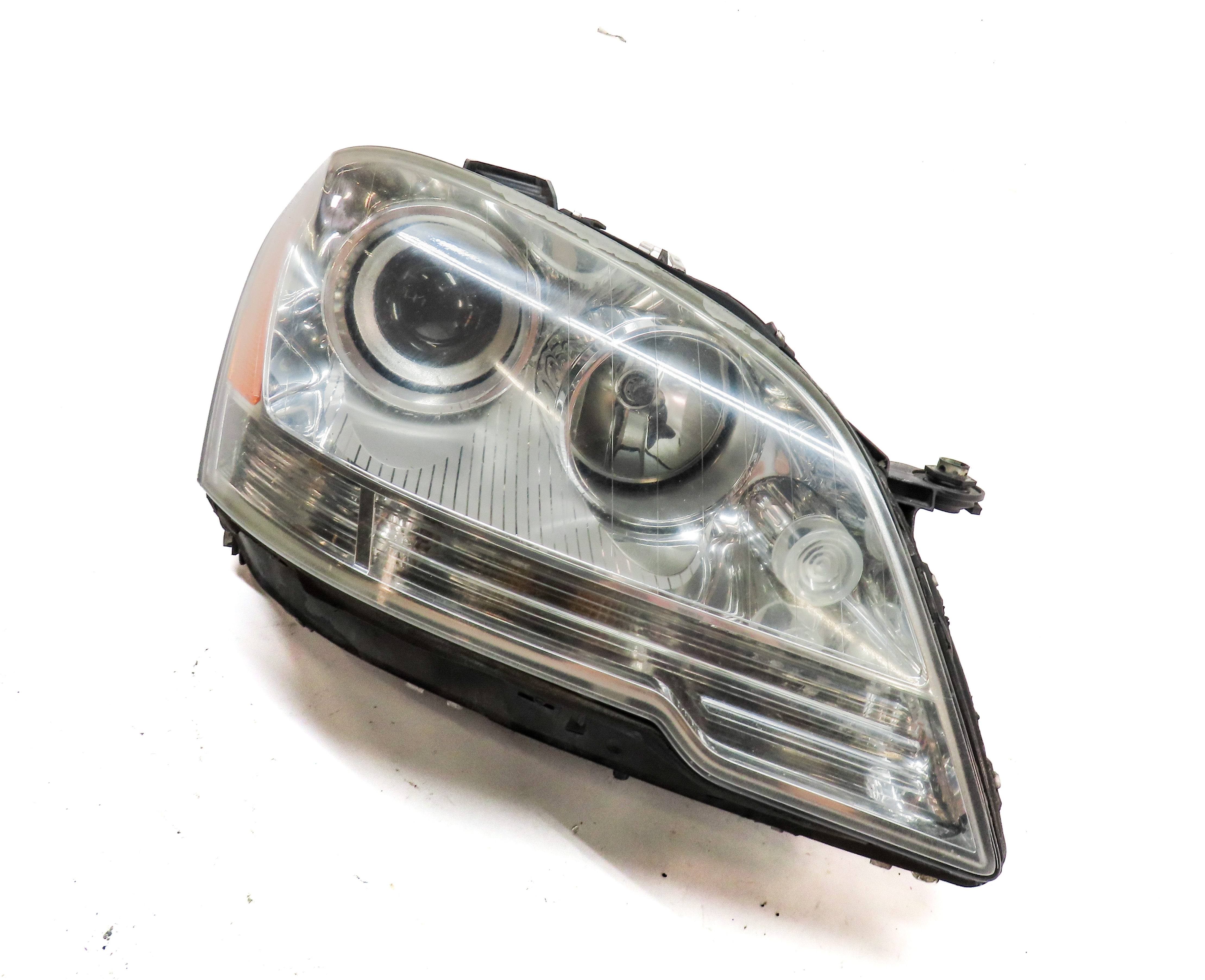2009-2011 MB ML320 ML350 ML450 ML550 ML63 (W164) RIGHT XENON HID HEADLIGHT LAMP — exact item pictured
